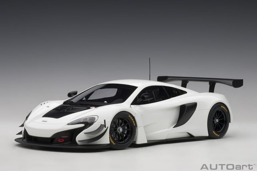 McLaren 650S GT3 Plain Body Version (White) AUTOART ID 81640
