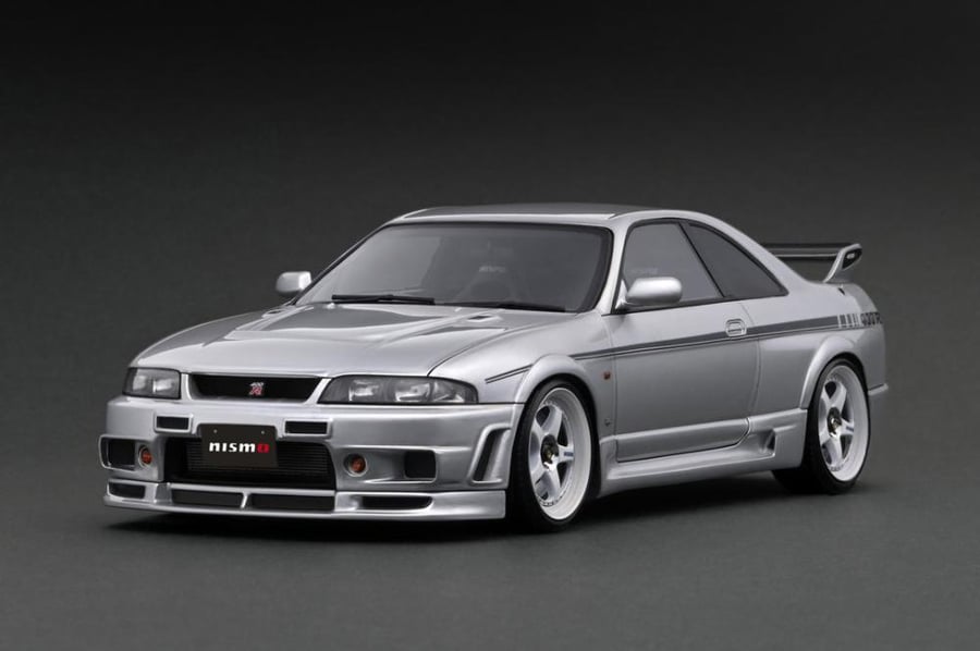 Ignition Model IG3654  1/18 Scale  NISMO 400R (BCNR33) Silver