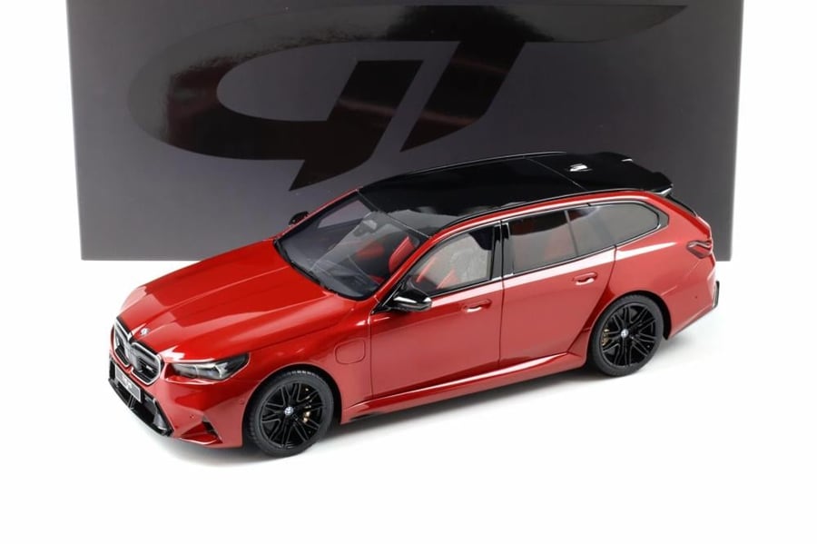 1:18 GT Spirit GT964 BMW M5 (G90) Touring 2025 fire red metallic