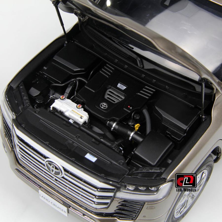 1/18 LCD-MODEL - TOYOTA - LAND CRUISER 300-ZX 2024 LCD18013-ZX-GO