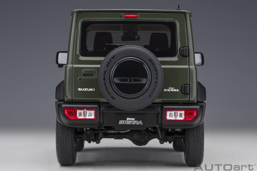 Model: Suzuki Jimny Sierra (JB74) Brand: Autoart  Scale: 1/18 Color: Jungle Green  SKU: 785‪09