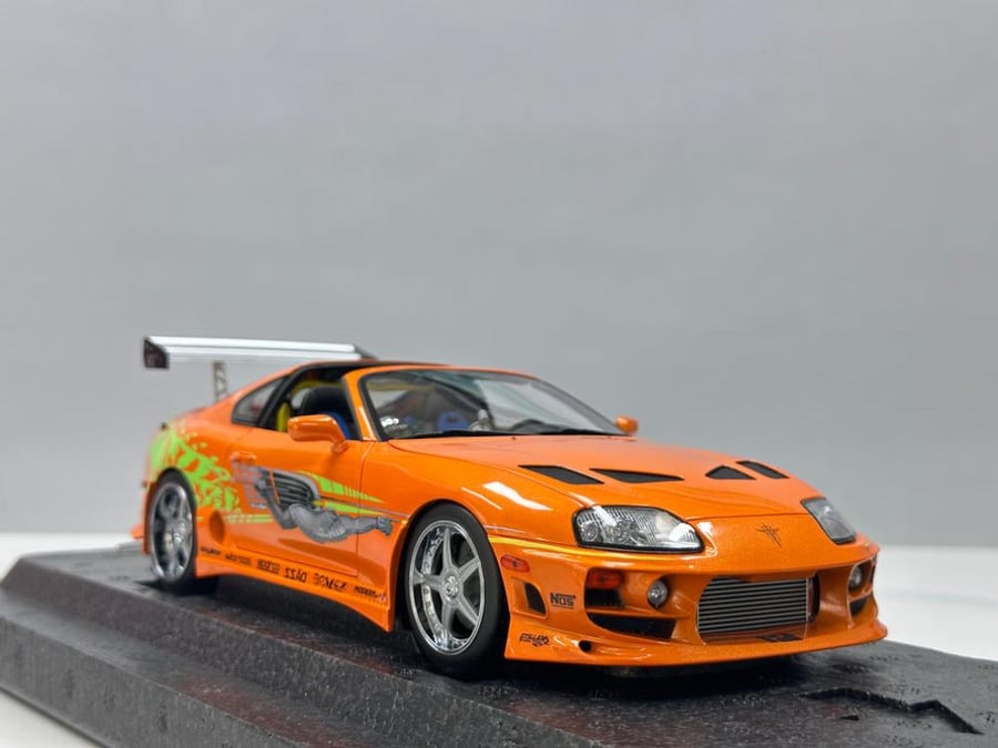 KYOSHO 1:18-1994 Toyota Supra - Brian's Supra - The Fast And The Furious (2001)  K08975FF