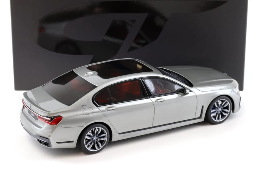 1:18 GT Spirit GT478 BMW 7 Series G12 M760i V12 Final Edition Donington gray 2020