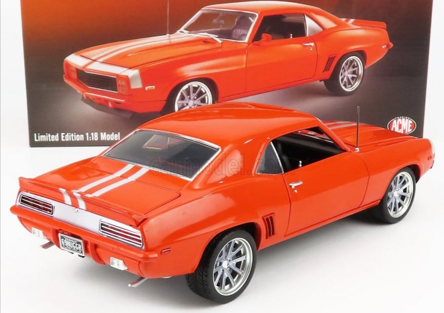 Model: CHEVROLET - CAMARO RESTOMOD COUPE 1969  Brand: Acme  Scale: 1/18 Color: Orange SKU: A1805720 Limited Edition : 1 of 800 Units