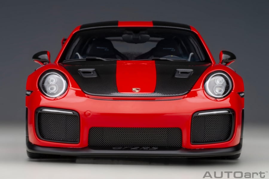 Porsche 911 (991.2) GT2 RS Weissach Package Brand: Autoart  Scale: 1/18 Color: Red  SKU : 78173