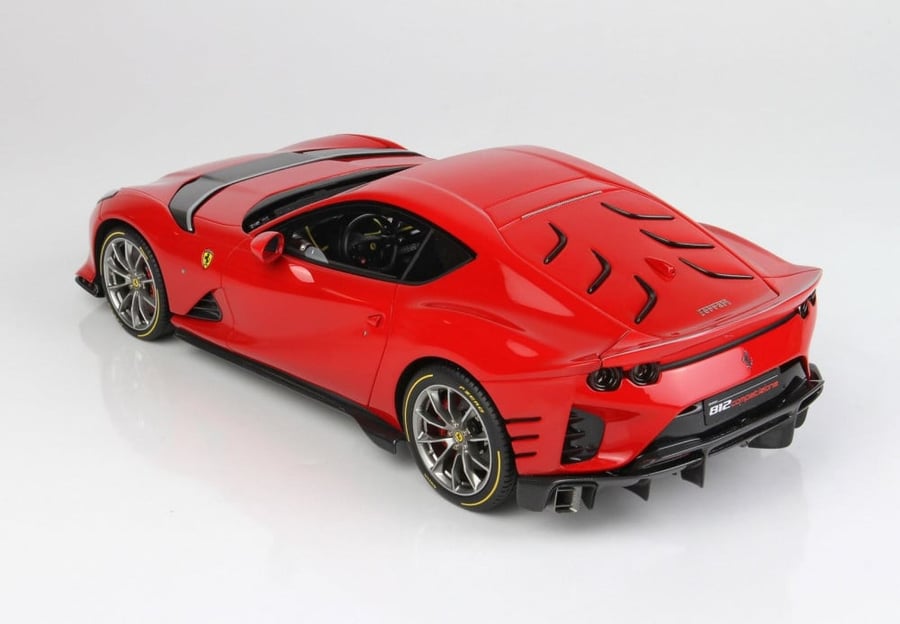 FERRARI - 812 COMPETIZIONE 2021 - CON VETRINA - WITH SHOWCASE Brand: BBR  Color: ROSSO CORSA 322 - SILVER RED Scale: 1/18 Limited Edition : 1 of 182 Units SKU : P18207B3