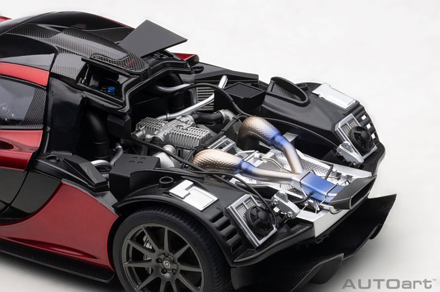 Mclaren P1 Brand: Autoart Color: Red  Scale: 1/18 SKU : 76062