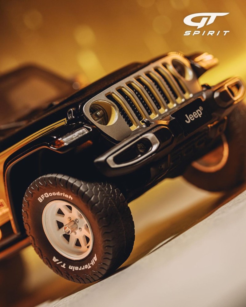 GT Spirit 1:18 JEEP GLADIATOR HONCHO 2020 BLACK (GT422)