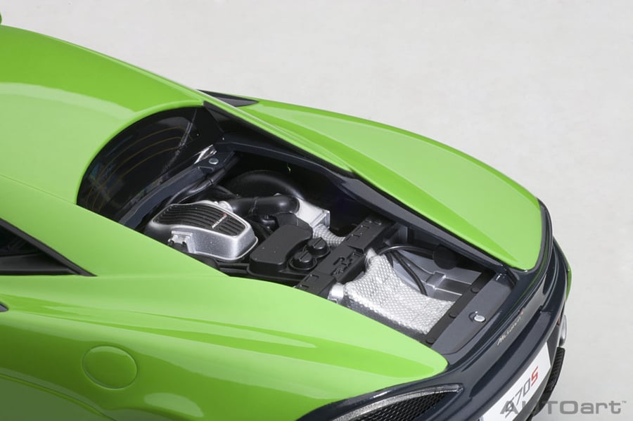 McLaren 570S (Mantis Green) AUTOART ID 76042