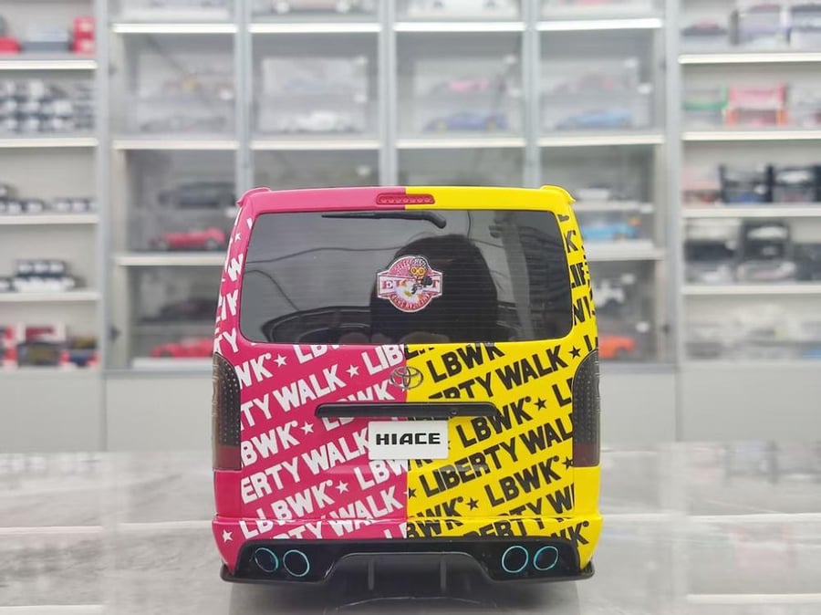 OTTO 1/18 Toyota Hiace LBWK Color Paint OT1320