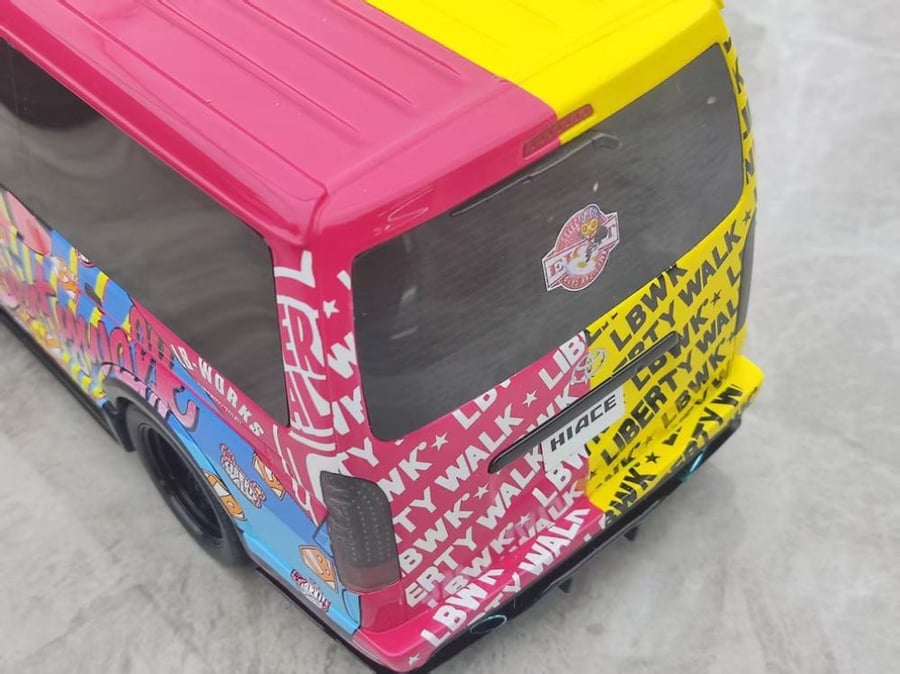OTTO 1/18 Toyota Hiace LBWK Color Paint OT1320
