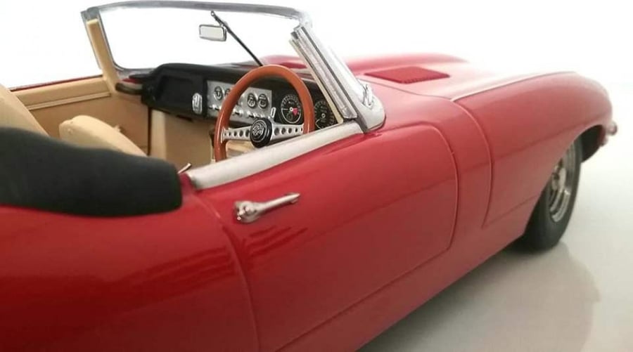 1961 Jaguar E-Type Convertible Series 1 RHD in 1:18 Scale by KK Diecast  KKDC180482R