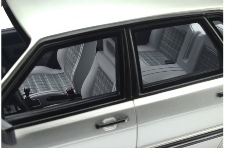 Audi 80 (B2) quattro Brand: Otto-mobile  Scale: 1/18 Color: Silver  Limited edition: 1 of 2000 Units SKU: OT940