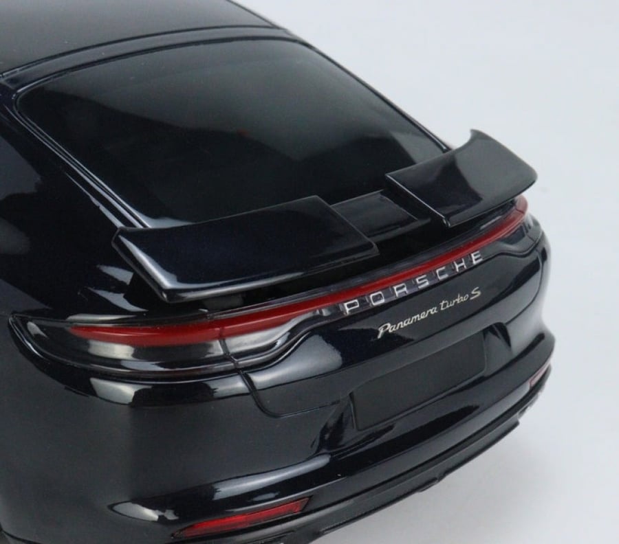 Porsche Panamera Turbo S 2020 Brand: Minichamps  Scale: 1/18 Color: Gentian Blue Limited Edition : 1 of 504 Units SKU : 113061075