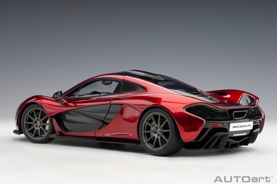 Mclaren P1 Brand: Autoart Color: Red  Scale: 1/18 SKU : 76062