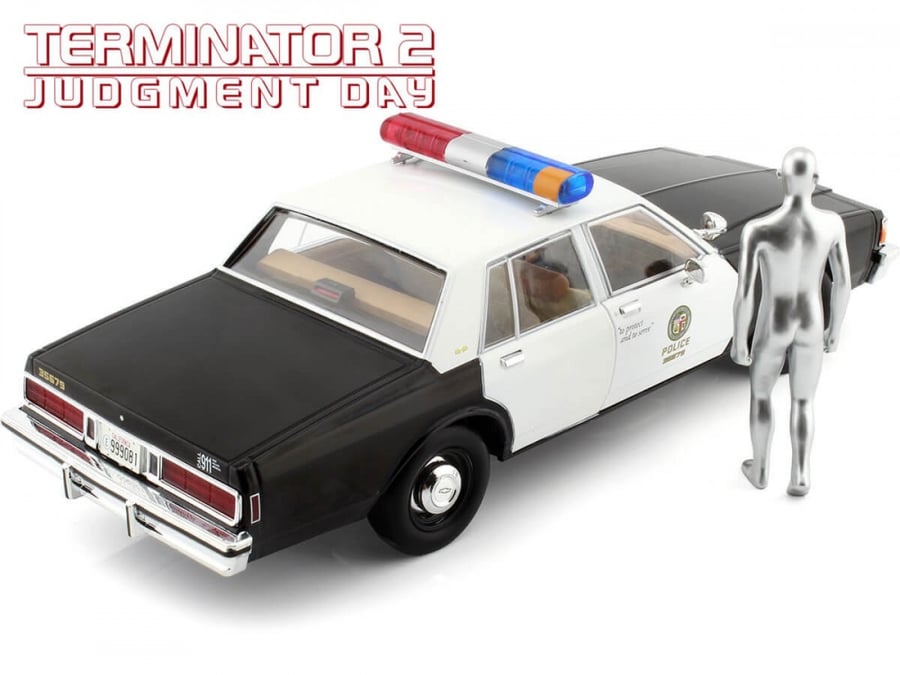 CHEVROLET - CAPRICE METROPOLITAN POLICE 1987 - TERMINATOR 2 MOVIE 1991  Brand: Greenlight  Color: White / Black  Scale: 1/18