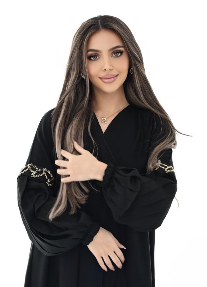عباية ندف   مع تصميم مميز للاكمام