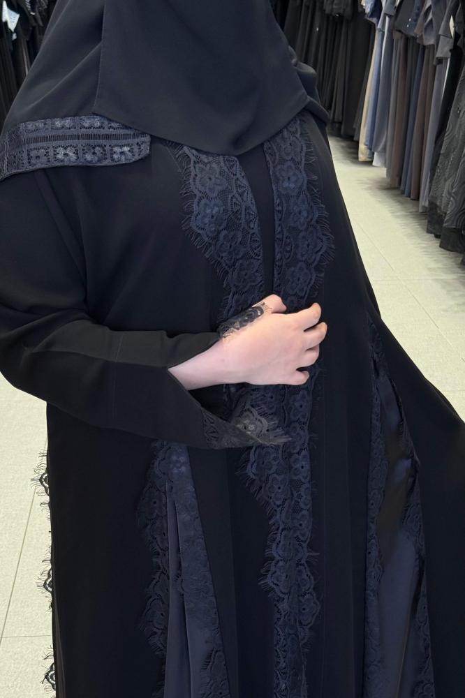 عباية مع دانتيل قماش سراميك - متجر عبايات يونا