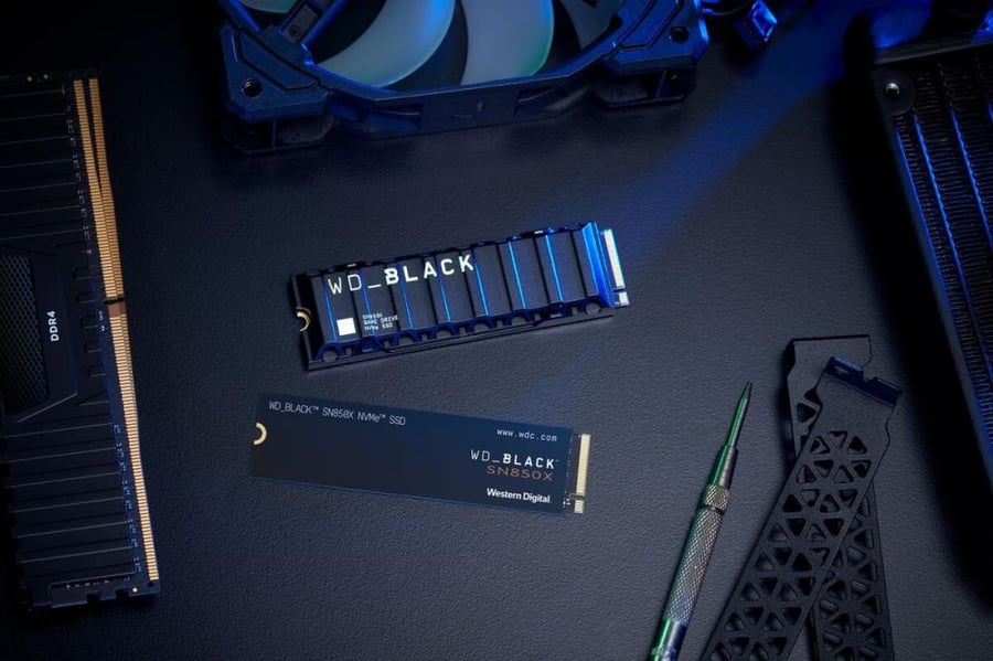 WD_BLACK SN850X NVMe SSD with Heatsink 2TB Up to 7300MB/s