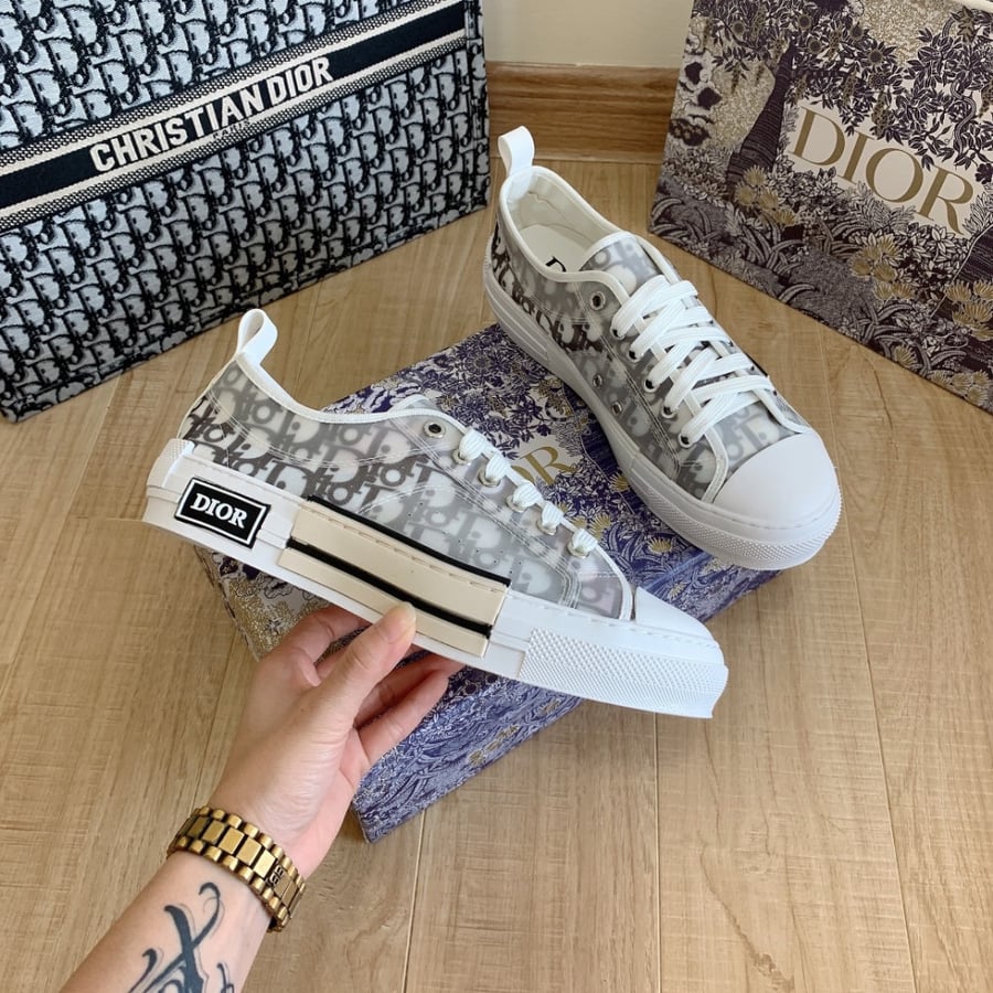 Dior