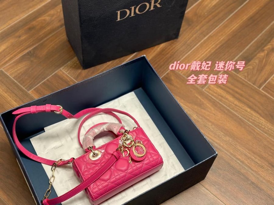Dior