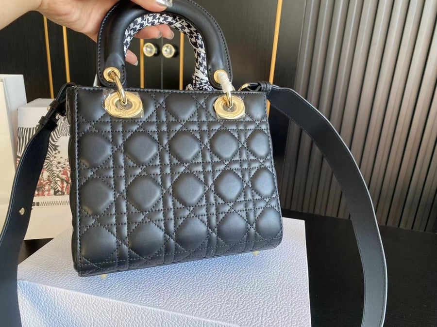 Dior