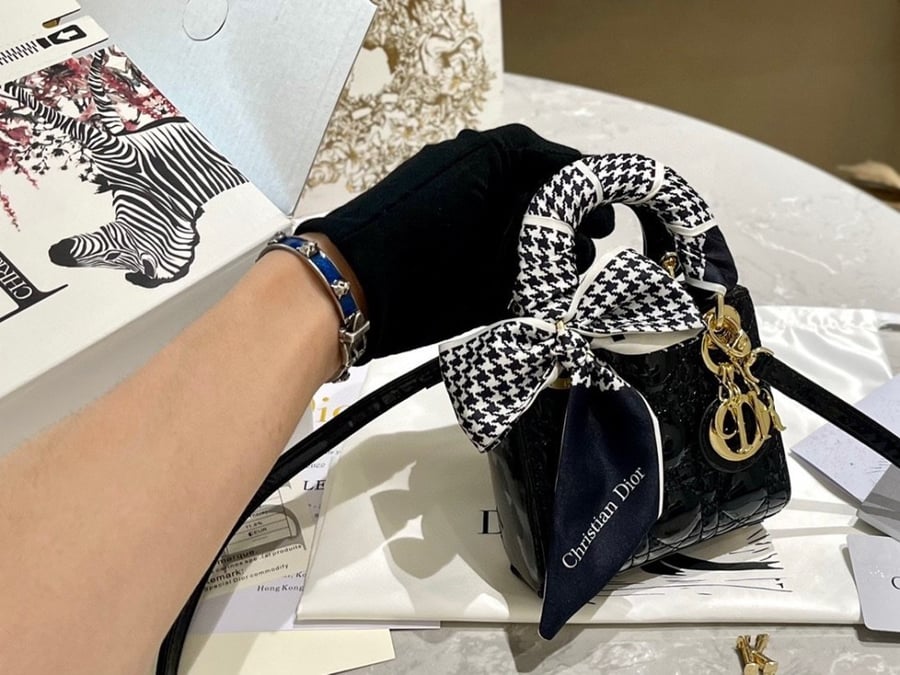 Dior