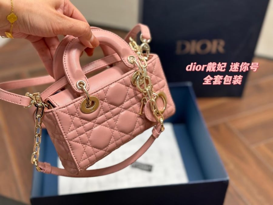 Dior