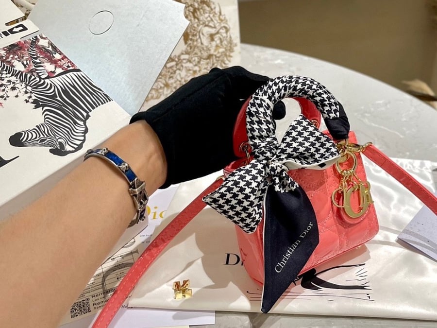 Dior
