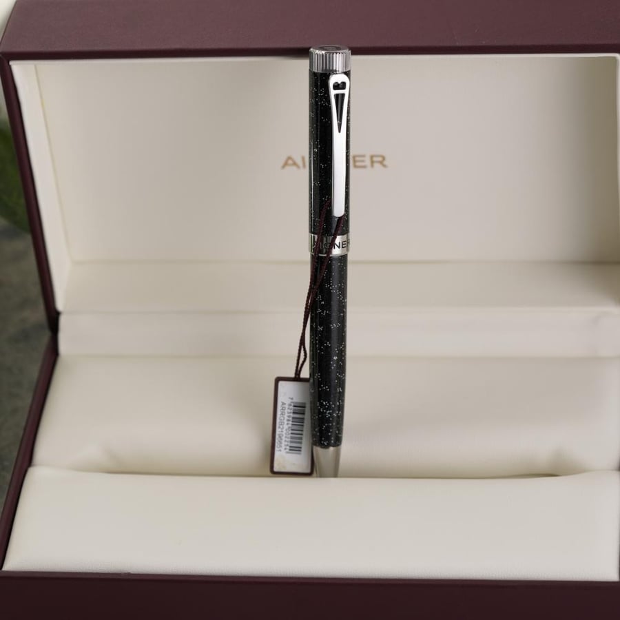 قلم aigner