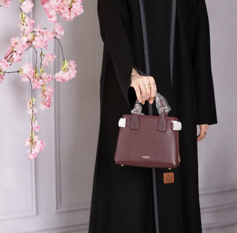 شنطة burberry