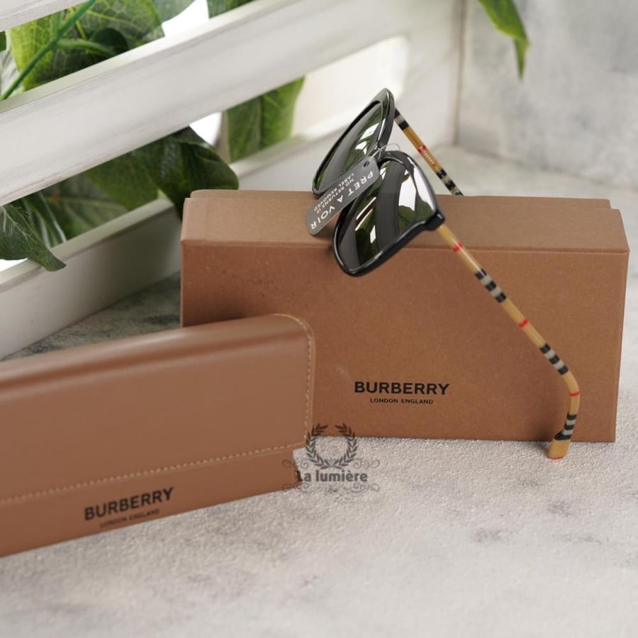 نظارة burberry