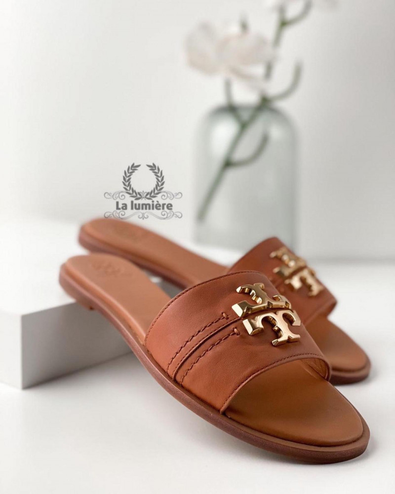 سليبر tory burch