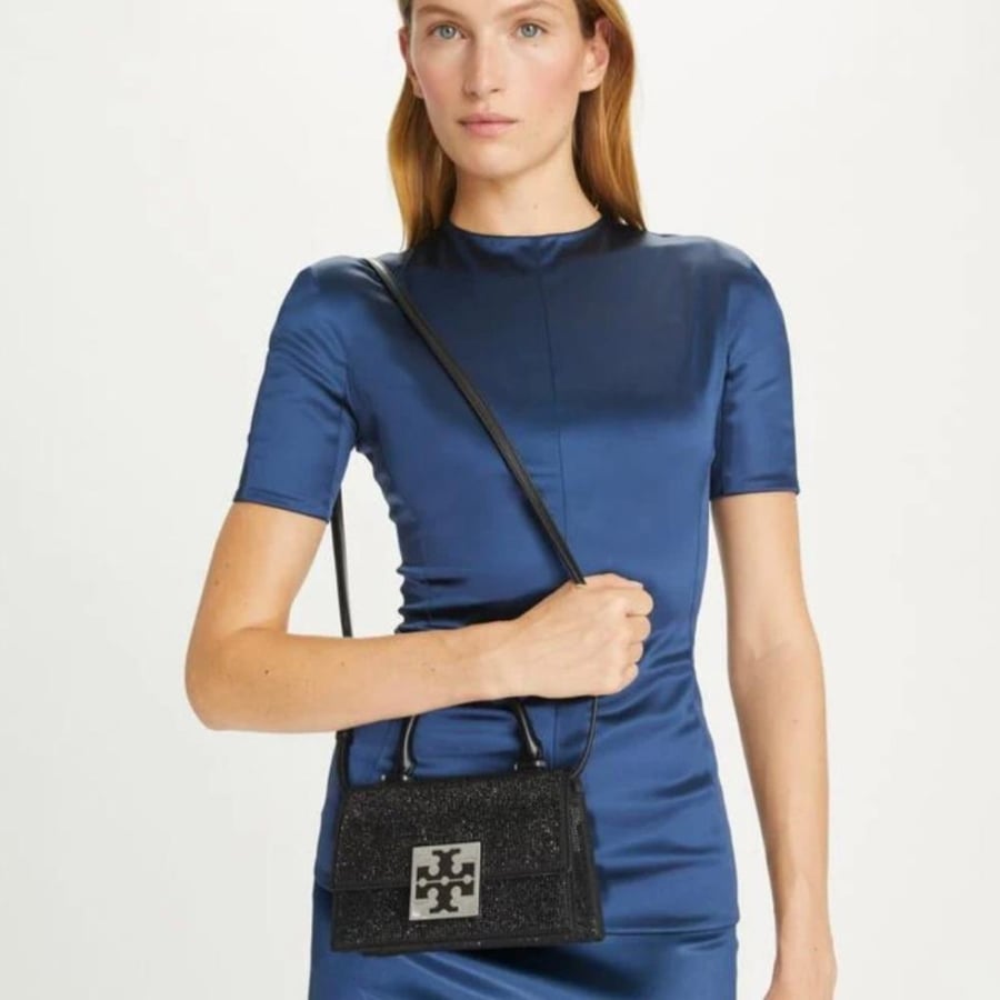شنطة tory burch