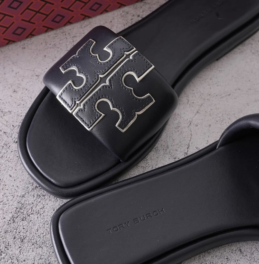 سليبر tory burch