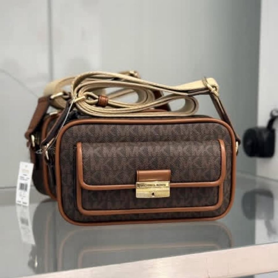 شنطة michael kors