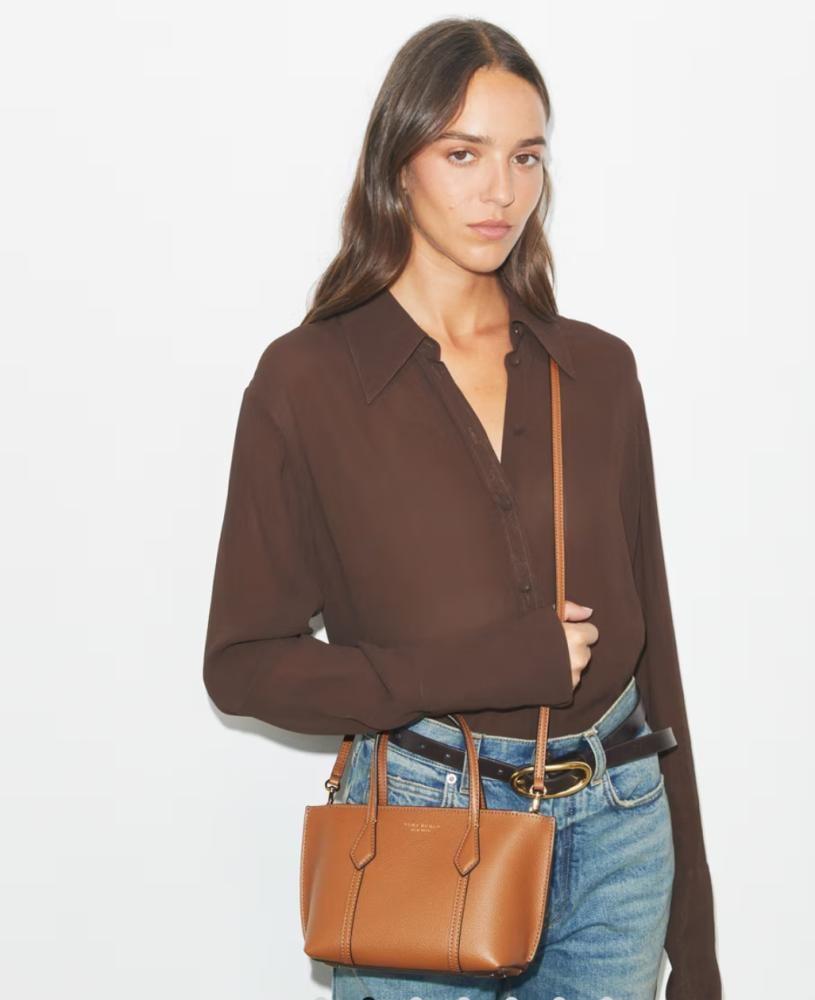 شنطة tory burch