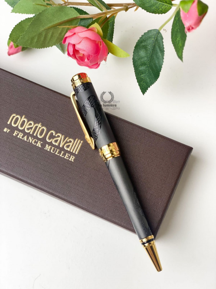 قلم roberto cavalli