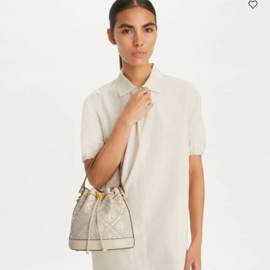 شنطة tory burch