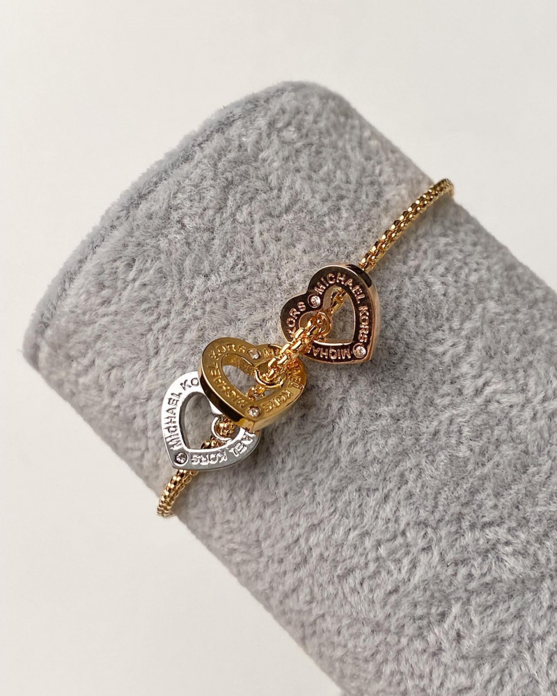 طقم حلق + اسوارة Michael kors