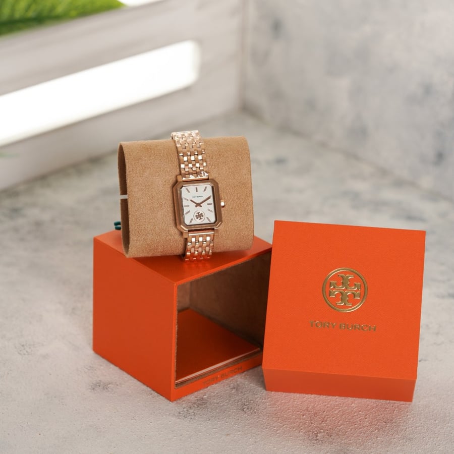 ساعة tory burch