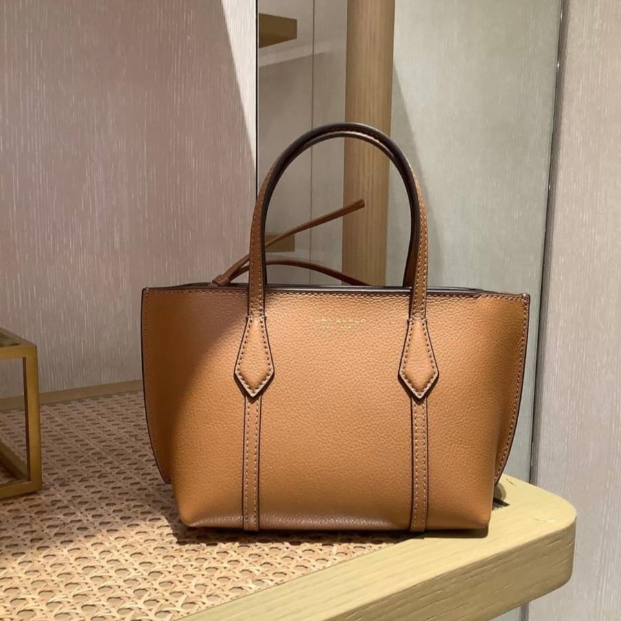 شنطة tory burch