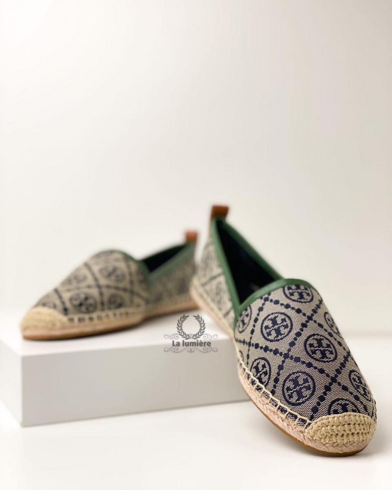 حذاء tory burch