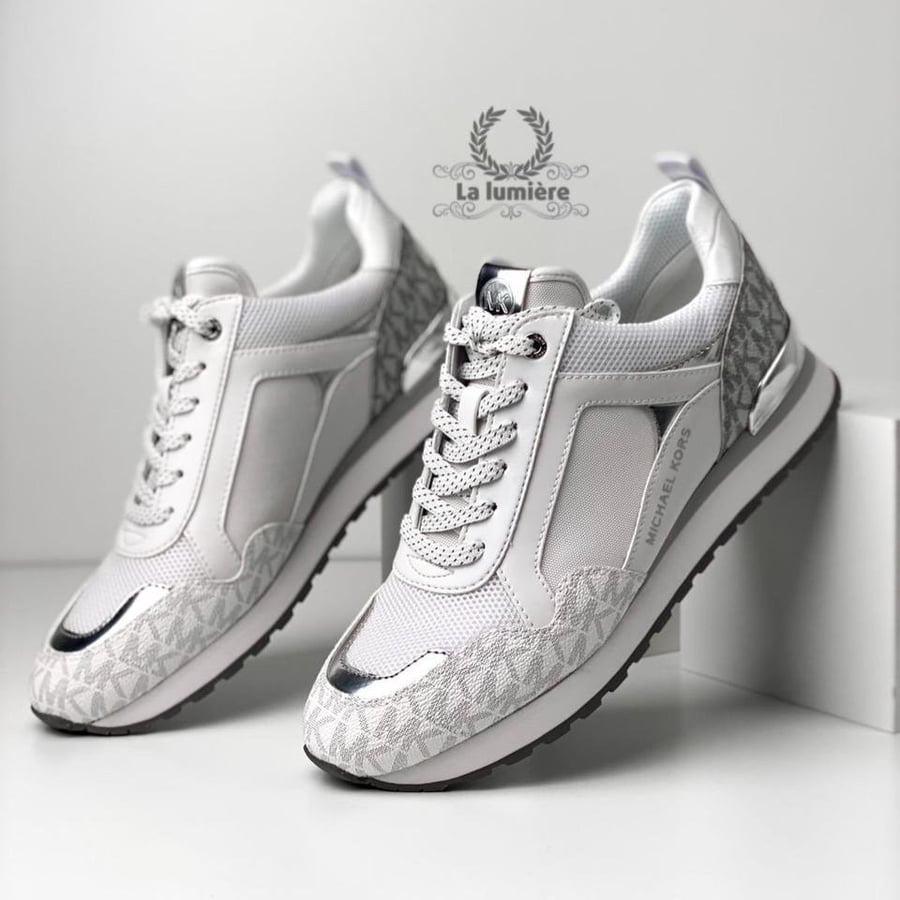 حذاء michael kors