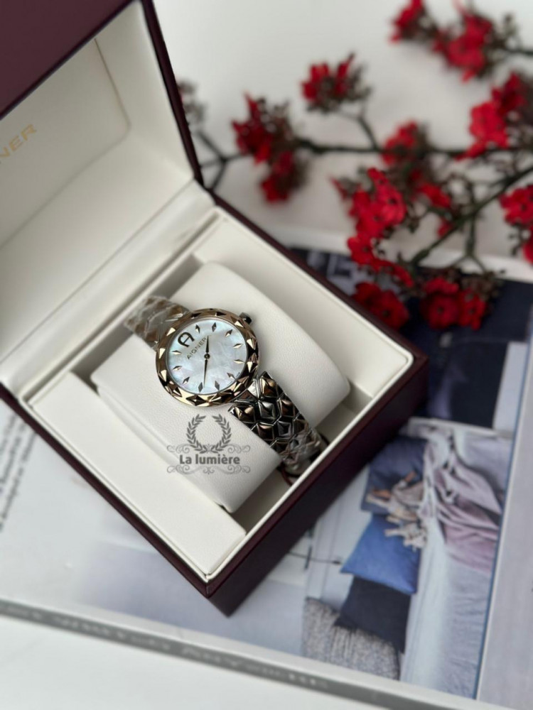 ساعة aigner