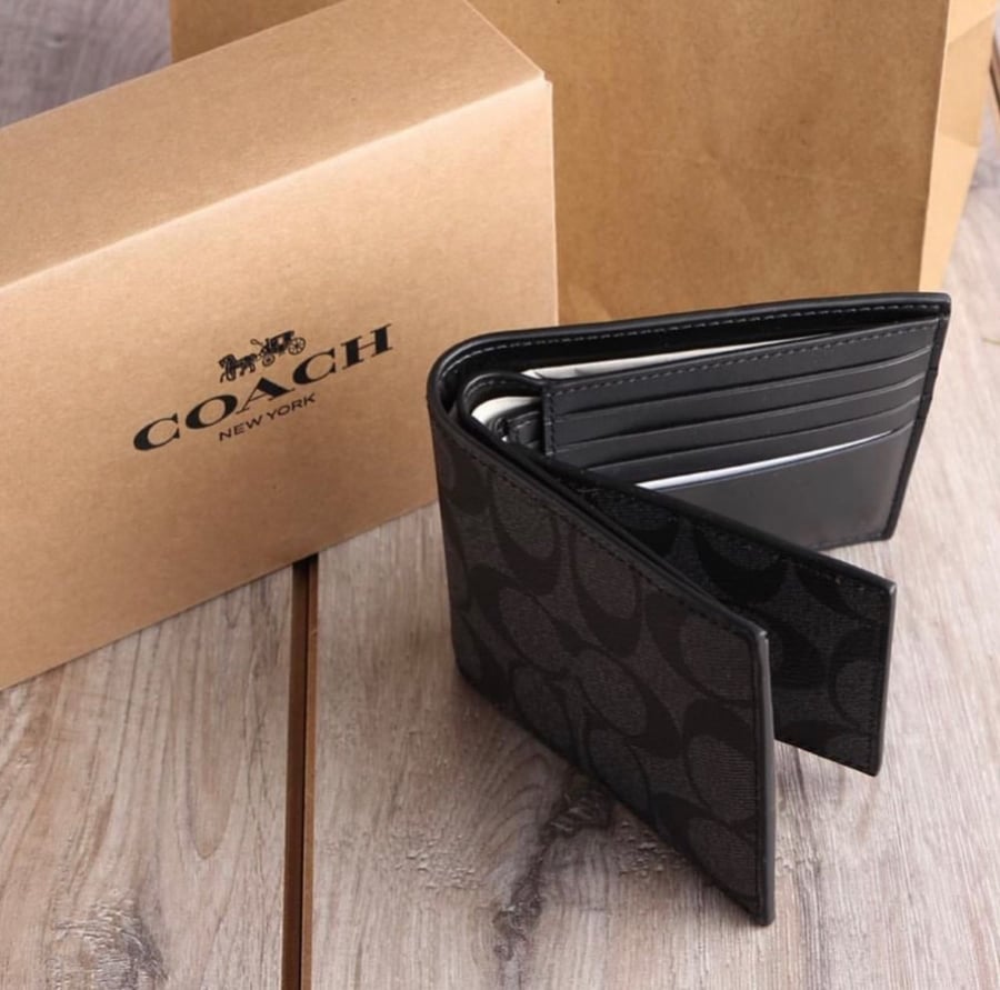 محفظة coach