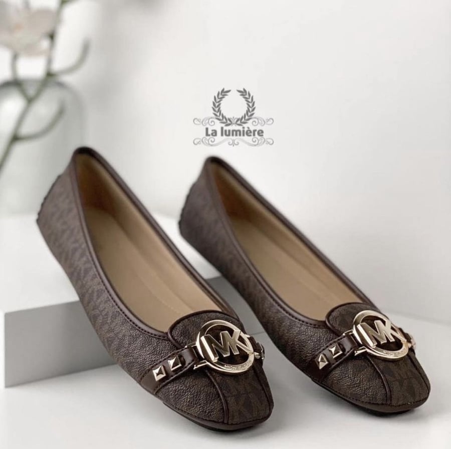حذاء michael kors