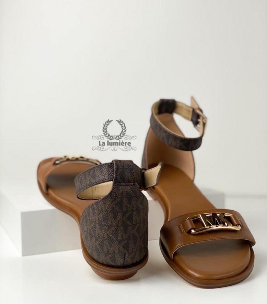 حذاء michael kors