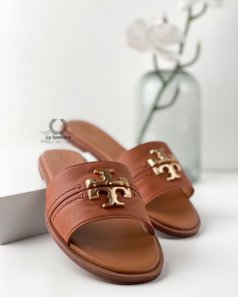 سليبر tory burch