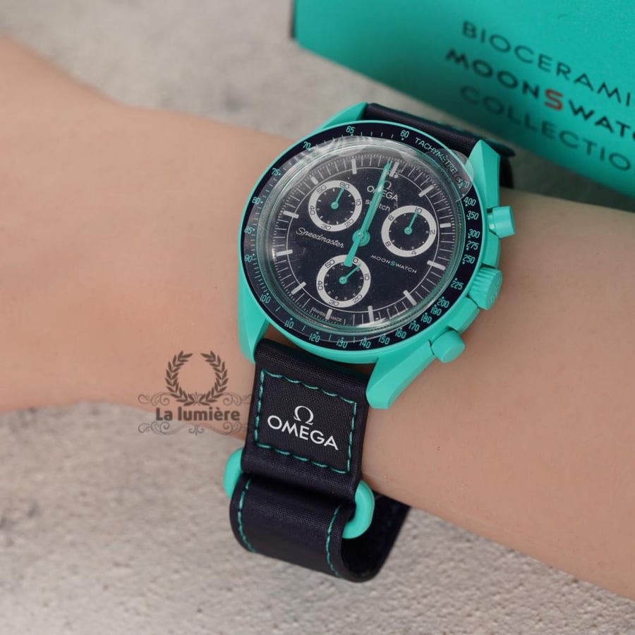 ساعة omega & swatch